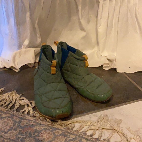 Teva Spruce Ember Mid Slipper Boots Comfort Chukka - Picture 7 of 8